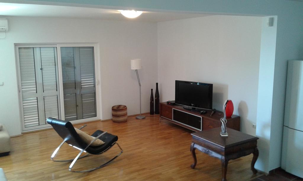 Oro Apartments Petrovac Room photo